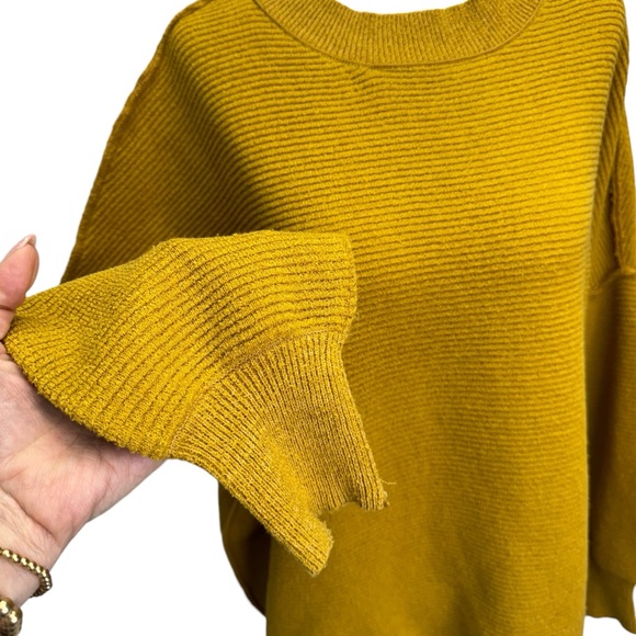 RD Style Mustard Yellow Textured Oversized Sweater Size M - Picture 4 of 10